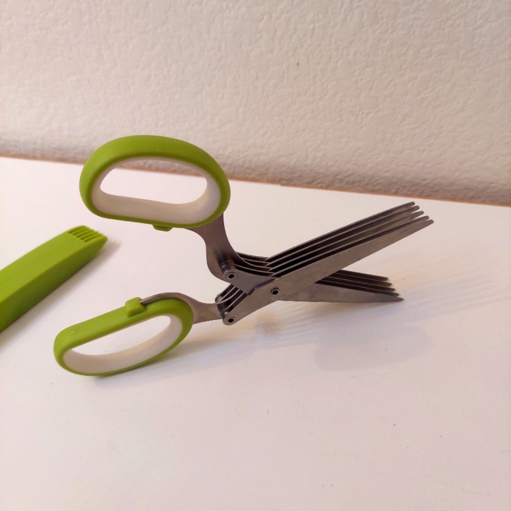 Herb scissors